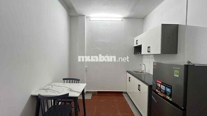 Cho thuê căn hộ 1pn tách bếp ban công giặt riêng full nt Trần Phú q5