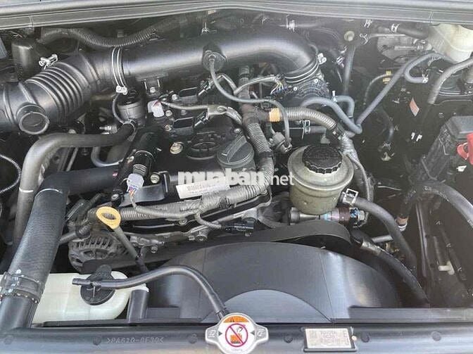 Toyota Innova 2016 Nâu đồng