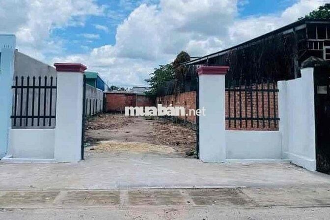 Người nhà kẹt nhờ ra gấp lô đất 200m2(7x28) 420tr đường Nguyễn Thị Se