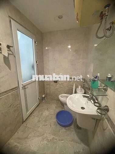 Bán căn hộ chung cư CT6 Khu đô thị Văn Khê 3 ngủ 2 wc