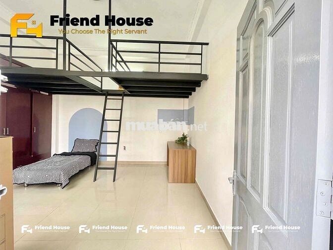 Phòng 35m2 bancol full nội thất ngay công viên Làng Hoa