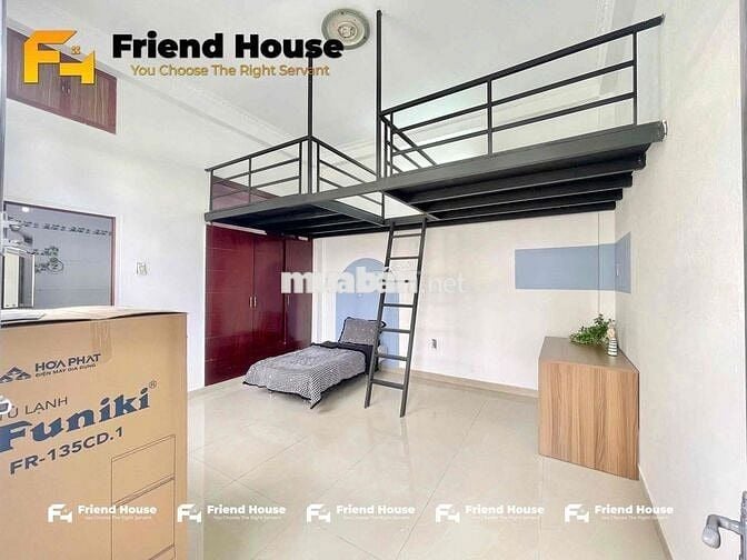 Phòng 35m2 bancol full nội thất ngay công viên Làng Hoa