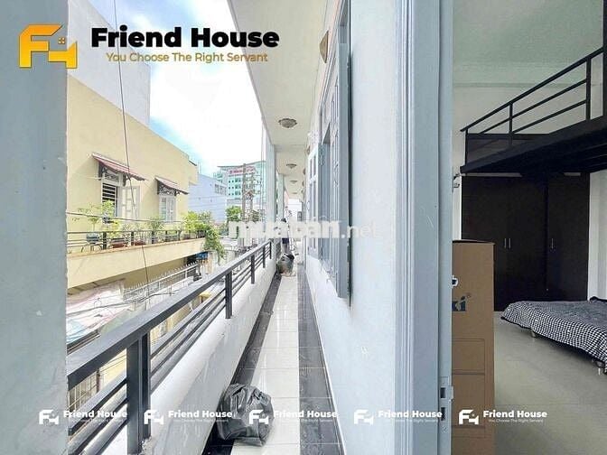 Phòng 35m2 bancol full nội thất ngay công viên Làng Hoa