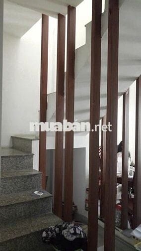 Cho thuê nhà lầu nguyên căn, hẻm ô tô