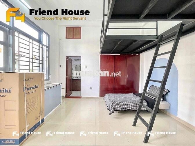 Phòng 35m2 bancol full nội thất ngay công viên Làng Hoa