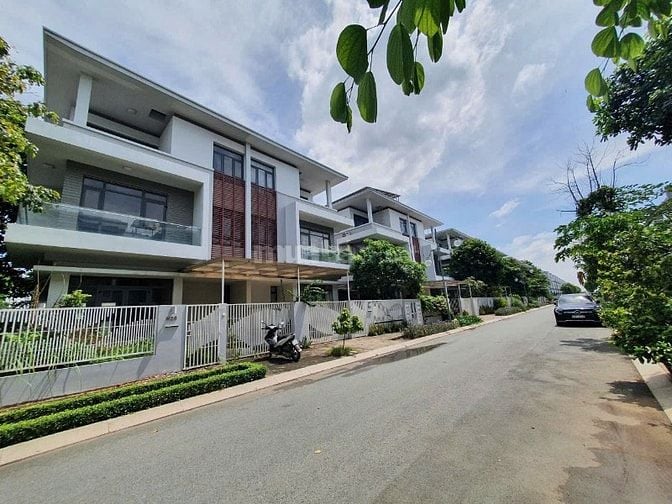 BÁN BIỆT THỰ PHỐ ĐÔNG VILLAGER TẠI CÁT LÁI.QUẬN 2.DT 9.5x20M.SỔ HỒNG.