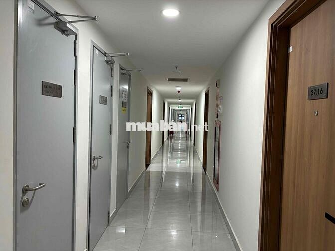 căn hộ 33m2 tầng 18 sổ sẵn giá 910 triệu cần bán gấp