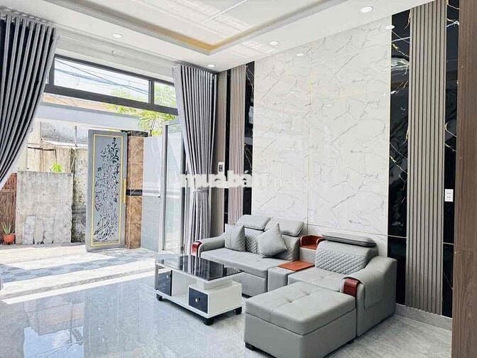 NHÀ BÁN SỔ RIÊNG GẦN NHÀ THỜ BÙI MÔN