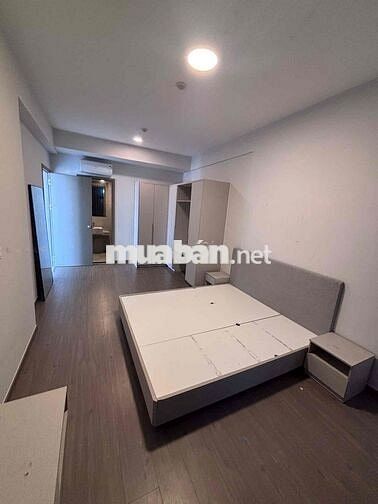 Cho thuê cc WestGate - giá 11 triệu - sẵn máy lạnh - 113m2 ( 3pn 2wc )