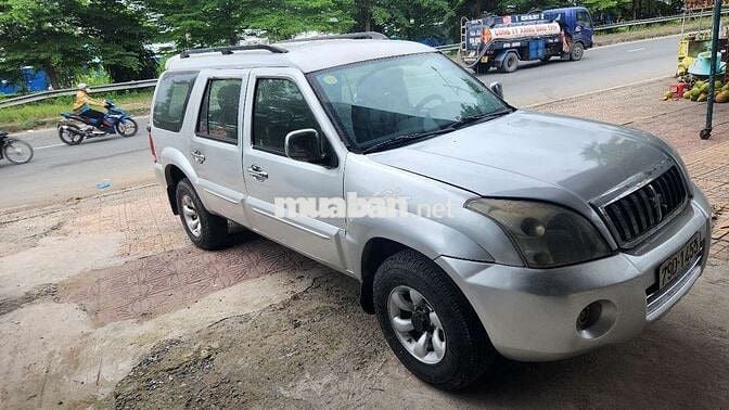 Xe 7 chỗ kiểu dáng Toyota Prado, có đổi xe