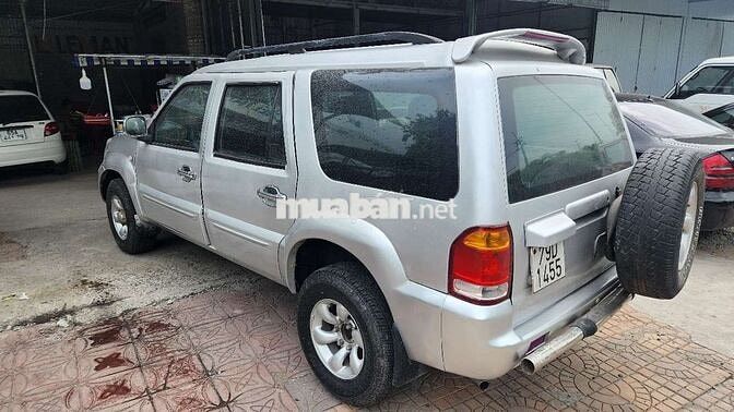 Xe 7 chỗ kiểu dáng Toyota Prado, có đổi xe