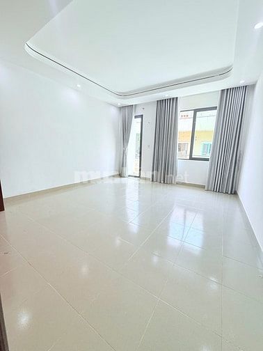 HXH CÁCH MẶT TIỀN CHỈ 6M - NGANG ĐẸP NỞ HẬU - HOÀN CÔNG ĐẦY ĐỦ