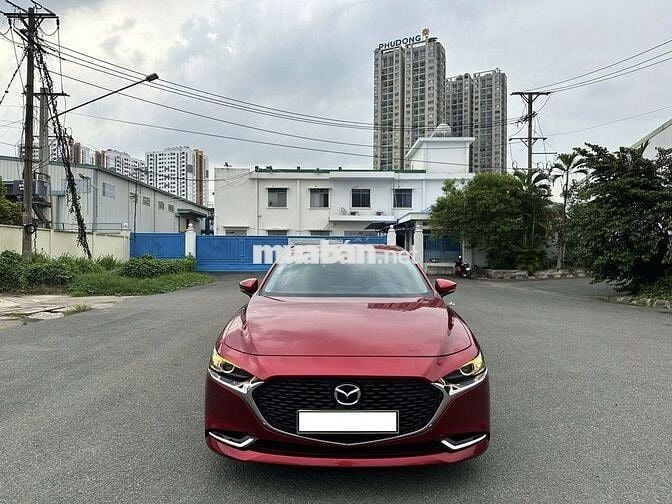 Mazda 3 Luxury 2024 màu Đỏ, odo 40.000km