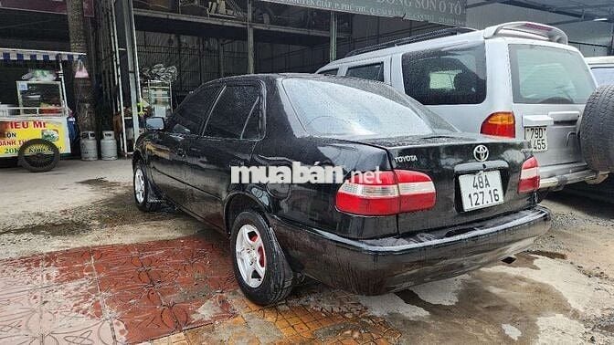 Toyota Corolla 2000 Đen