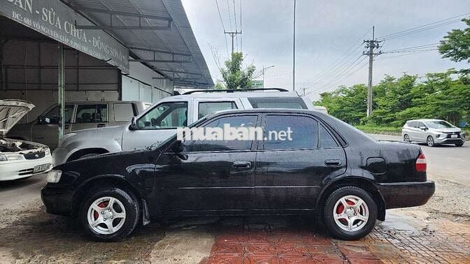Toyota Corolla 2000 Đen