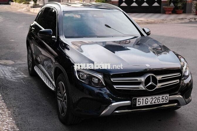 Mercedes-Benz GLC 250 4MATIC 2016 Xanh đen