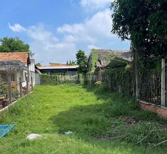  Chính chủ ngộp hạ giá bán gấp lô đất thổ cư 120m2, gía 1,2 tỷ, shr