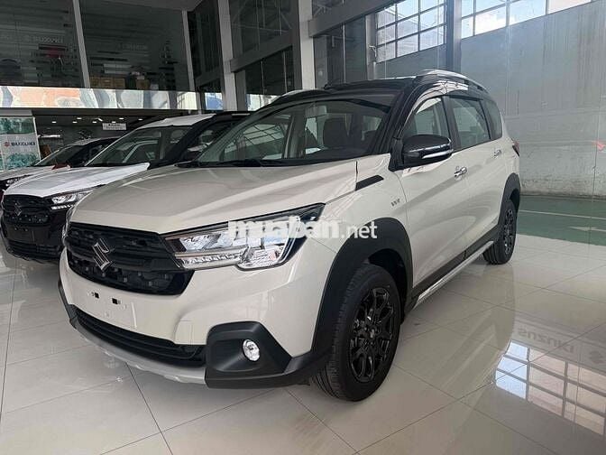 Suzuki XL7 Hybrid 2026 Trắng ngà đen