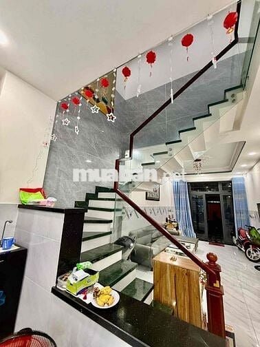 HIẾM. 4 TỶ HƠN. 4.5X15M. 2 TẦNG. HẺM XE HƠI. HƯƠNG LỘ 2. LÊ VĂN QUỚI.