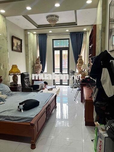 BÁN NHÀ MẶT TIỀN TRIỆU QUANG PHỤC Q5 THANG MÁY XỊN 6TẦNG 6PN 4WC.