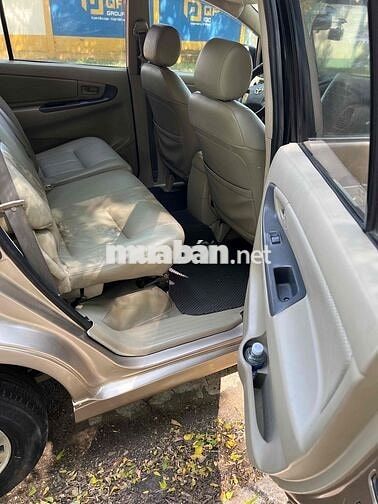 Toyota Innova 2008 Số sàn Vàng cát 7 chỗ