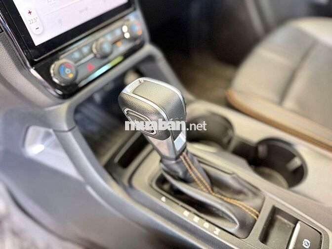 Ford Ranger Wildtrak 2025 Lướt 9.300km. Zin 100%