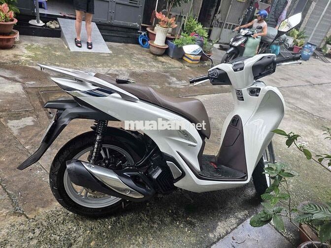 Honda SH 2023 Trắng 11000 km
