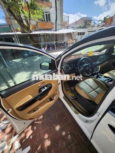 Kia Sedona 2016 2.2D full Trắng