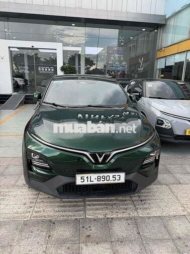 VinFast VF6 Plus 2025 Xanh rêu 20.000 km