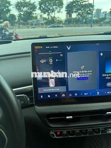 VinFast VF6 Plus 2025 Xanh rêu 20.000 km