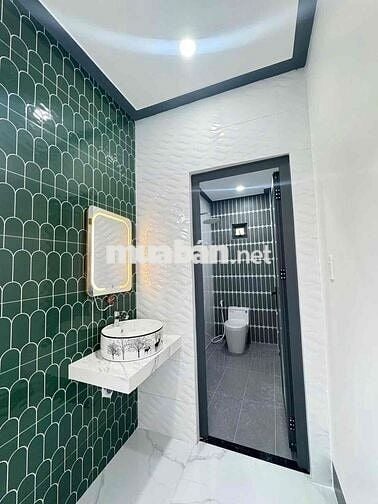 CĂN NHÀ HIỆN ĐẠI SÂN VƯỜN GỐC 2 MẶT TIỀN THUẬN TIỆN MUA BÁN - KINH DOA