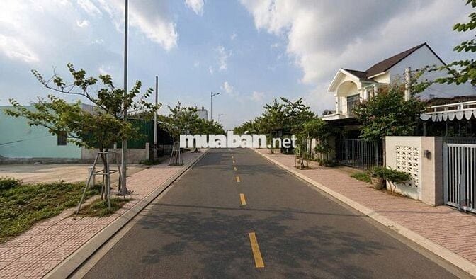BÁN 2 LÔ ĐẤT NÔNG NGHIỆP LIỀN KỀ MẶT TIỀN ĐƯỜNG NGUYỄN DU