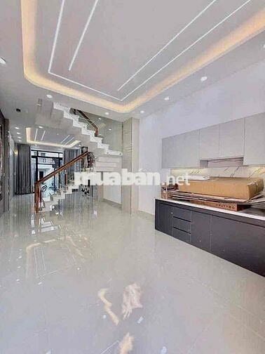 Hẻm 6m TÂN SƠN NHÌ, 3 Tấm, 4 x 18m,4 Phòng Ngủ, 4 wc, 1 Sân Thượng