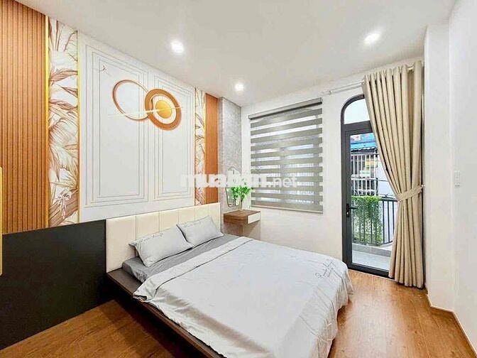 Hẻm 6m TÂN SƠN NHÌ, 3 Tấm, 4 x 18m,4 Phòng Ngủ, 4 wc, 1 Sân Thượng