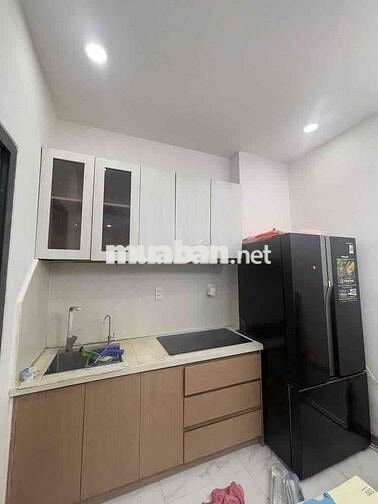 Cho thuê nhà nguyên căn đầy đủ nội thất. Nguyễn duy,Bình thạnh