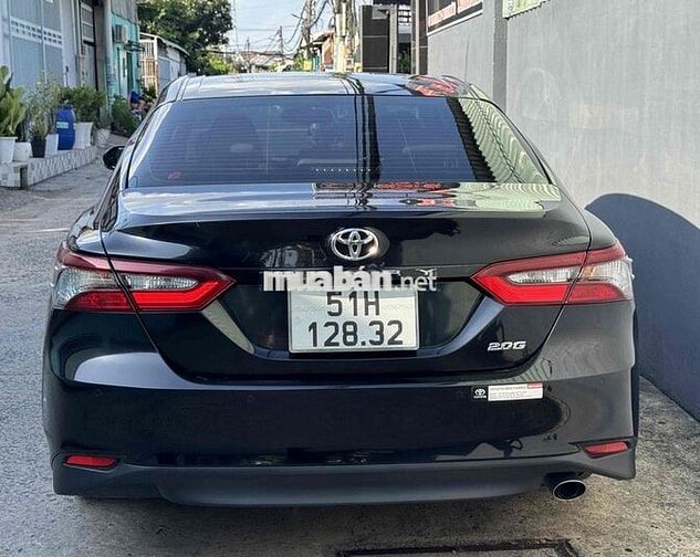 Toyota Camry 2.0G 2023 Đen 40.000km