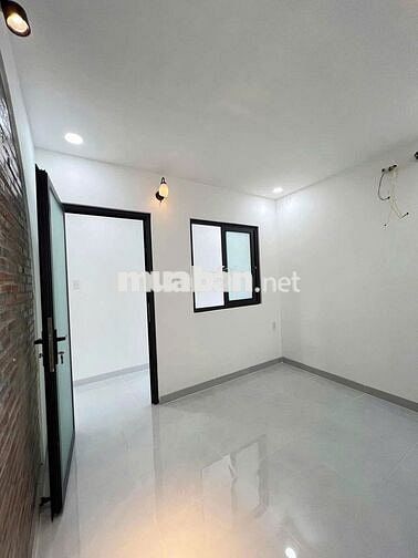 Hạ Giá 200 Triệu Bán Nhà Trệt Lầu Mới Xây Ngay Cuối Đồng Khởi