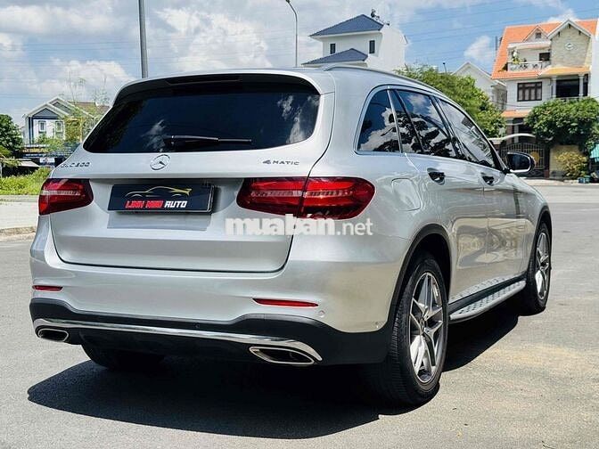 Mercedes-Benz GLC 300 4 Matic 2017 Bạc