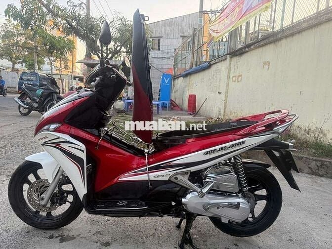 Honda Air Blade 110cc Đỏ Trắng Đen 30567 km