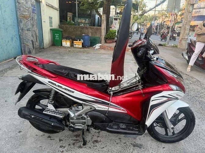 Honda Air Blade 110cc Đỏ Trắng Đen 30567 km