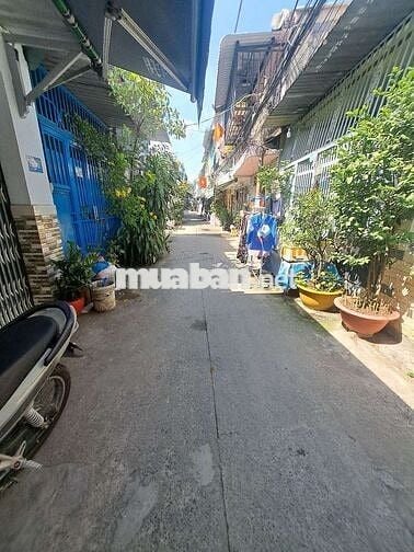 kẹt tiền bán gấp nhà ngày cầu số 5 xã bình hưng , bình chánh