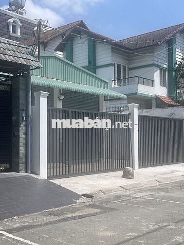 Kho mới 10x29. Mặt tiền đương nhựa, gần đương B.
