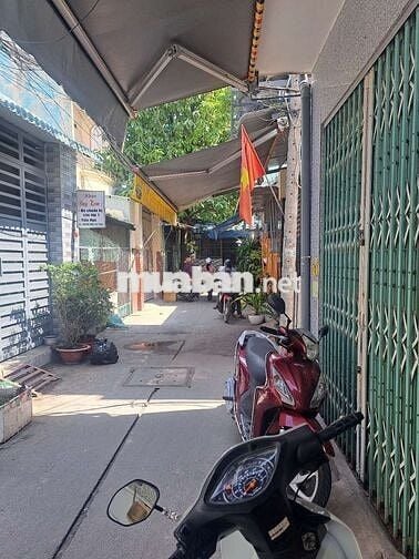 kẹt tiền bán gấp nhà ngày cầu số 5 xã bình hưng , bình chánh