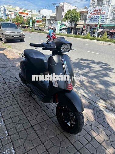 Piaggio Vespa Sprint 2025 Đen