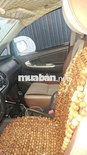 Toyota Innova 2013 Trắng 8 chỗ Xăng