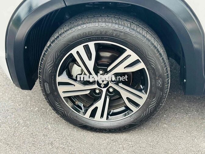Mitsubishi Xpander 1.5AT PRE 2020 Trắng