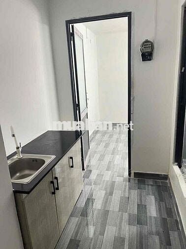 TRỌ BÌNH DÂN có thang máy, tách bếp cửa sổ gần Võ Văn Kiệt giáp Q5