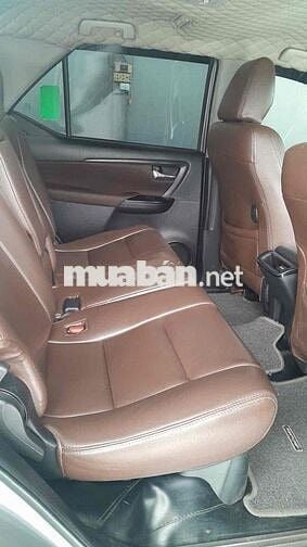 Toyota Fortuner 2019 Bạc