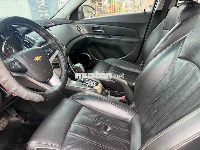 Chevrolet Cruze Số tự động Xám 5 chỗ