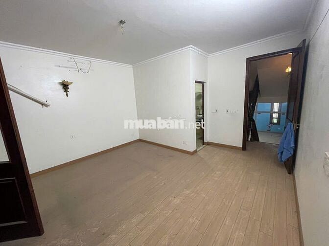 Cho thuê phòng trọ giá rẻ tại Long Biên